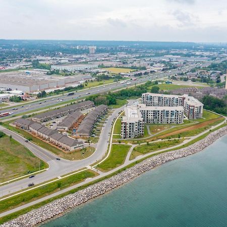 Modern Hamilton Homes Lake Ontario Shore By Globalstay Екстер'єр фото