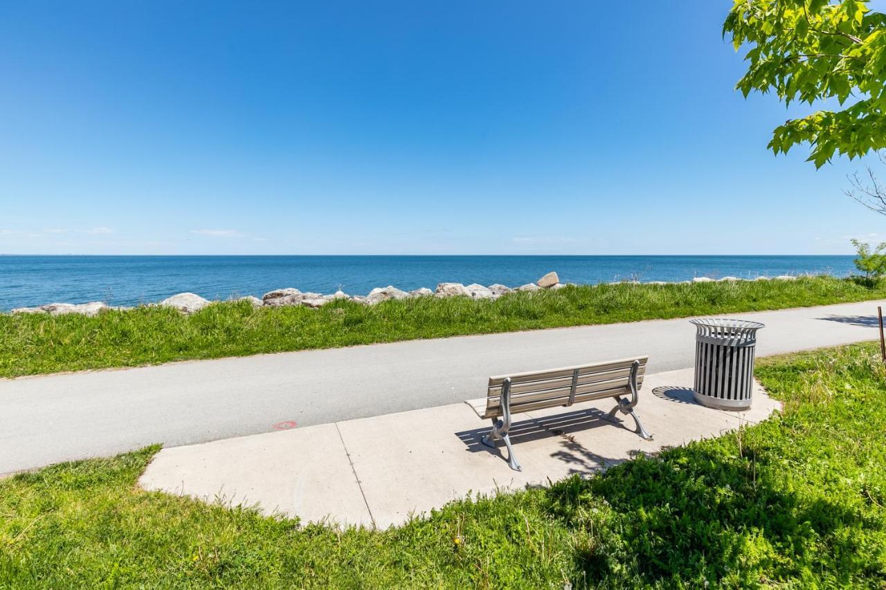 Modern Hamilton Homes Lake Ontario Shore By Globalstay Екстер'єр фото