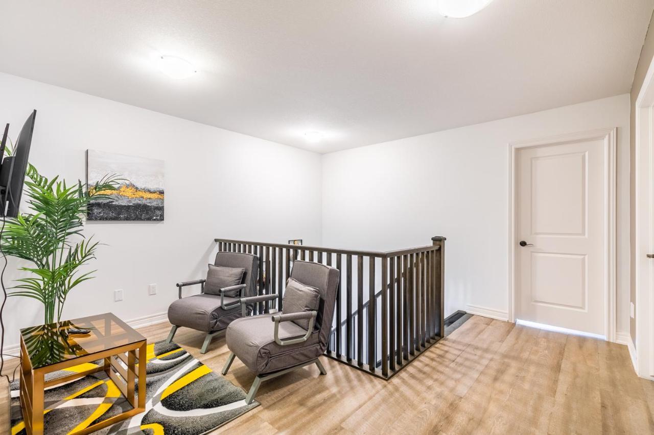 Modern Hamilton Homes Lake Ontario Shore By Globalstay Екстер'єр фото