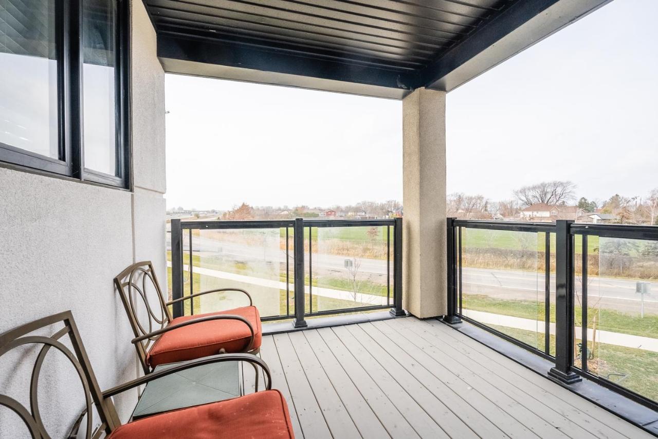 Modern Hamilton Homes Lake Ontario Shore By Globalstay Екстер'єр фото