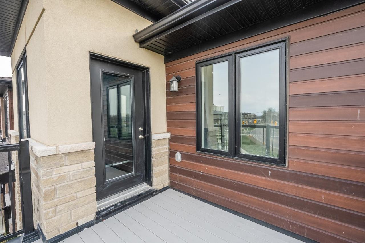 Modern Hamilton Homes Lake Ontario Shore By Globalstay Екстер'єр фото