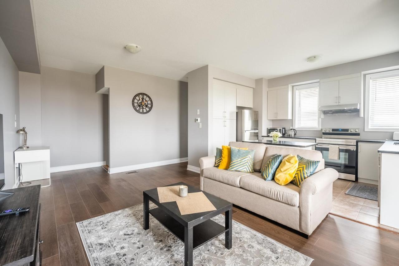 Modern Hamilton Homes Lake Ontario Shore By Globalstay Екстер'єр фото